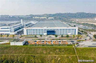 華為鴻蒙智能座艙、續(xù)航超1100公里 AITO問界M5正式開啟交付